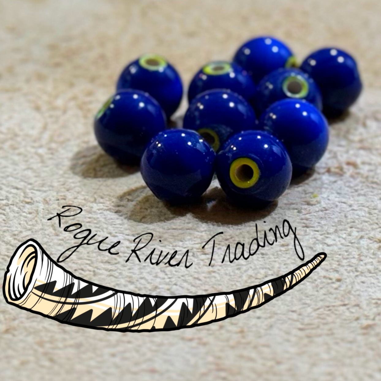 Cobalt Blue with Yellow Core "Hudson Bay" Round 15mm (10 count)